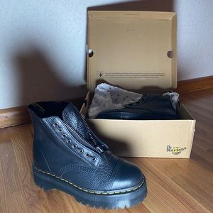 Dr Martens - Sinclair - Black - US 9 (Brand New)